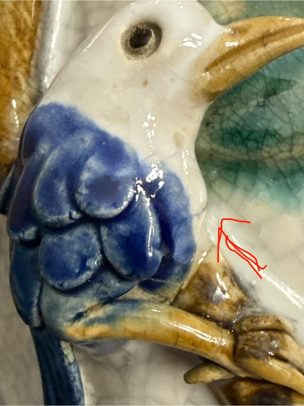 Antique Majolica Vase with many applied, high-relief details. - Picture 16 of 16